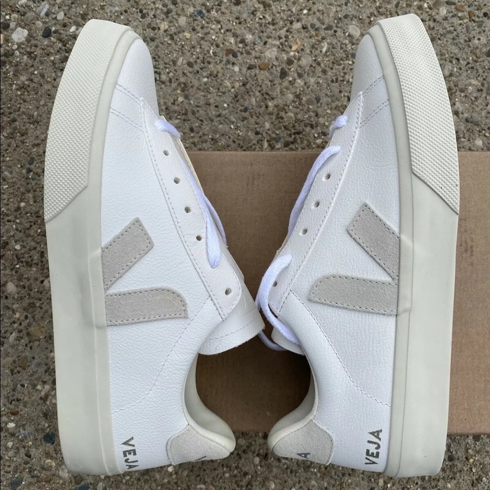 Veja Campo Extra White/Natural Suede